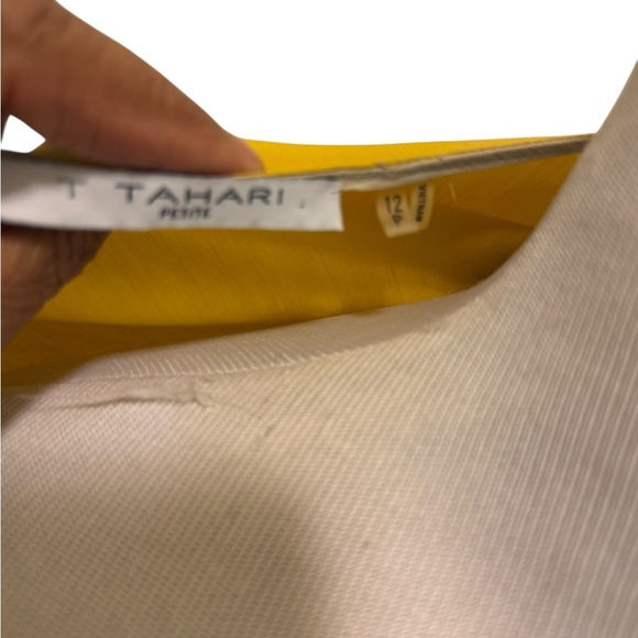 Tahari Yellow and Cream Dress size 12p - Picture 9 of 11